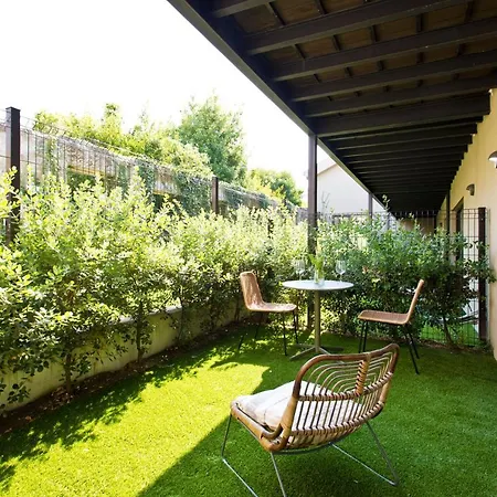Apartment Zen Garden A